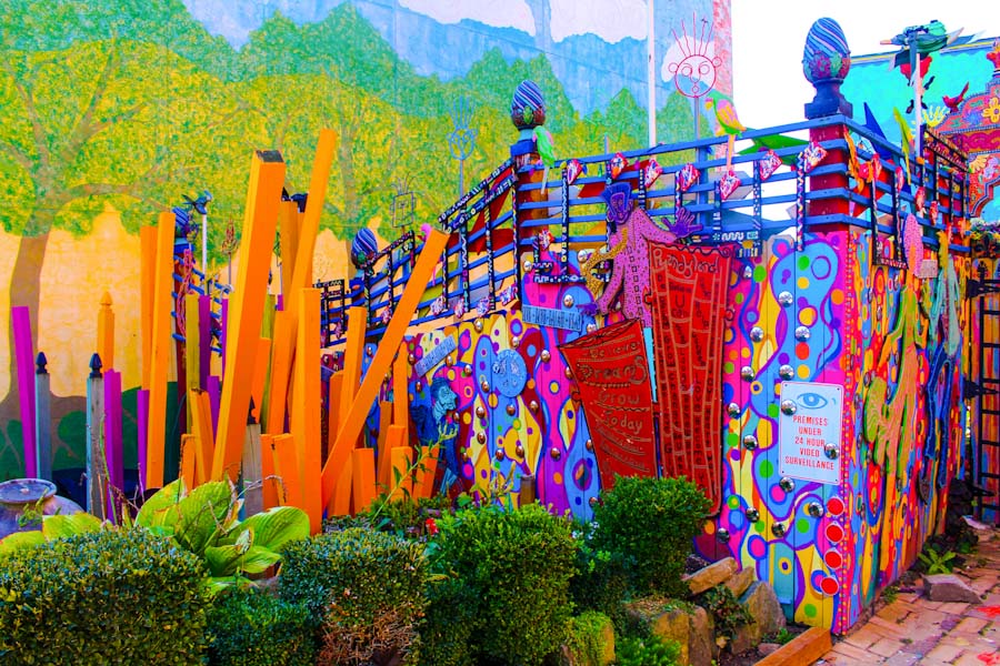 Randyland Museum wall color